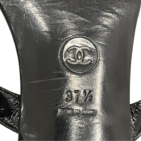 Iconic 90’s Chanel Heel Sandals - Picture 8 of 11